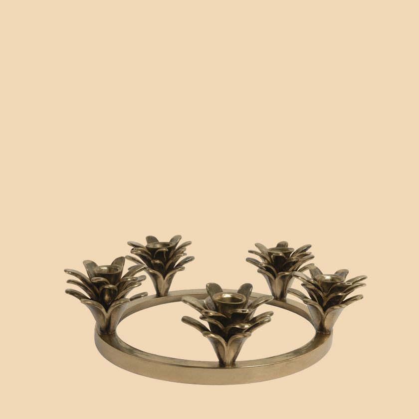 Antique Gold Lotus Candle Holder Ring – Luxe Floral Design