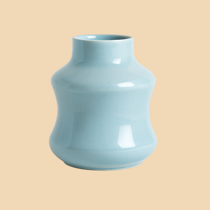 Light Blue Ceramic Vase – Soft Minimalist Décor