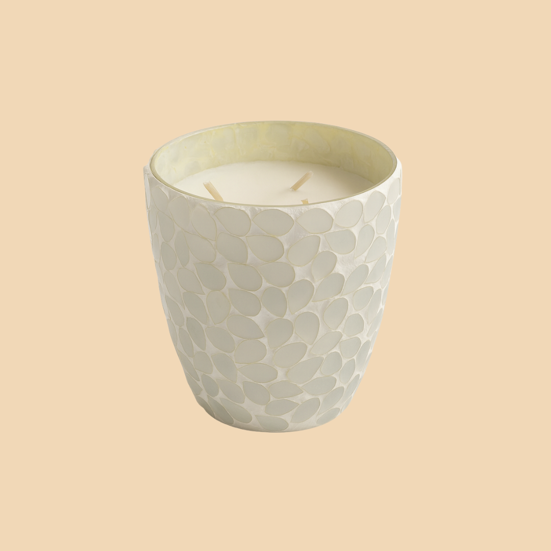 Pearl Mosaic Candle – Elegant White Candle with Luxe Finish